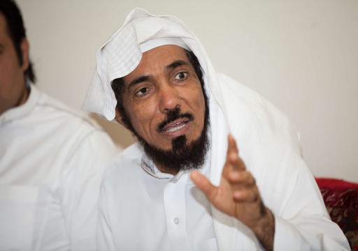 نجل سلمان العودة يكشف عن تدهور مخيف في صحة الداعية السعودي