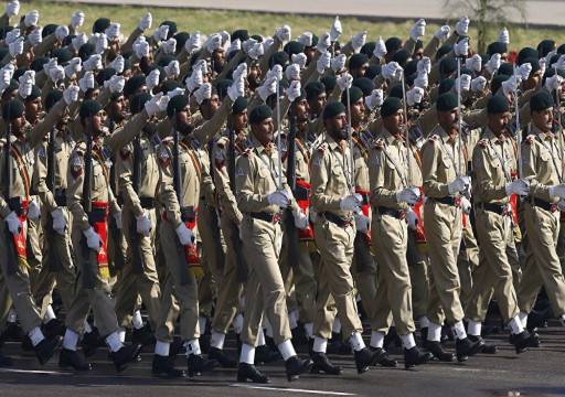 باكستان تمنح الجيش الضوء الأخضر للرد على أي عدوان هندي