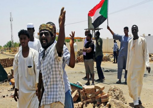 الحركة الاحتجاجية في السودان تدعو إلى “العصيان المدني” اعتبارا من الأحد
