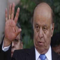 وزير يمني يلمح إلى احتجاز الرئيس هادي ويدعو للتظاهر من أجل عودته