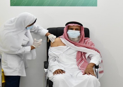 السعودية تمنح أسر موظفي الصحة المتوفين بكورونا نصف مليون ريال