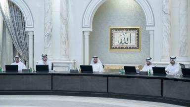 تنفيذي الشارقة يقر مساعدات اجتماعية إضافية لمن يقل دخلهم عن 17,500 درهم