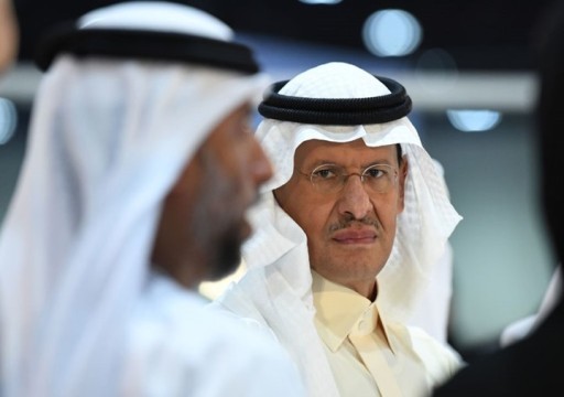 صحيفة أمريكية: الإمارات والسعودية تدرسان ضخّ مزيد من النفط الخام في السوق