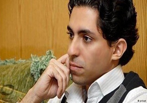 عائلة المدون السعودي "رائف بدوي" تأمل إطلاق سراحه قريبا