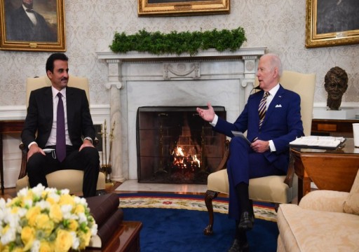 بايدن يشكر أمير قطر على المساعدة في إطلاق سراح أمريكيين بإيران
