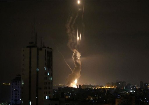 طيران الاحتلال الإسرائيلي يقصف موقعين فلسطينيين بغزة
