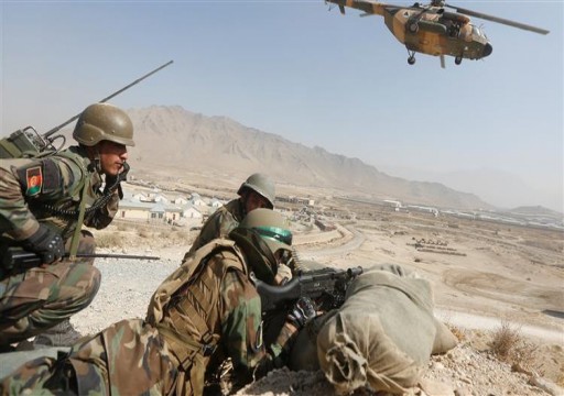 مقتل وإصابة العشرات من طالبان في غارات جوية بأفغانستان
