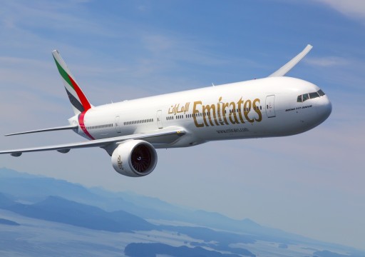 "طيران الإمارات" تعلق الرحلات إلى نيجيريا