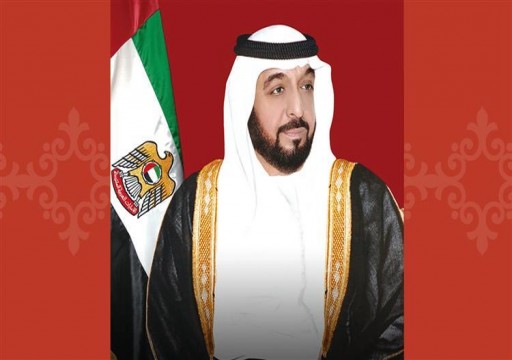 طالب بملكيات دستورية في الخليج.. رئيس الدولة ونائبه  يعزيان بوفاة الأمير طلال