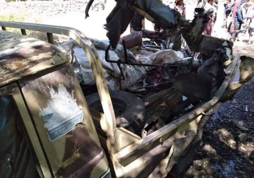 مقتل شخصين وإصابة آخرين في انفجار استهدف قائدا عسكريا جنوب غرب اليمن