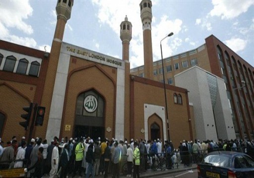 مسلمو بريطانيا يطالبون الحكومة بتخصيص تمويل لحماية المساجد