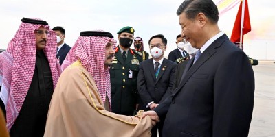 الرئيس الصيني يصل الرياض في مستهل زيارة تستغرق ثلاثةأيام
