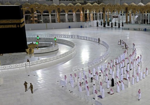 السعودية تسمح بإقامة صلاة “التراويح” في رمضان بالمسجد الحرام