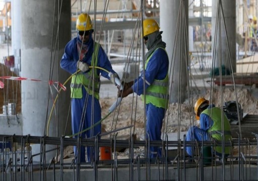 العفو الدولية تطالب قطر بإجراء تحقيق مستقل في وفاة عمال مهاجرين