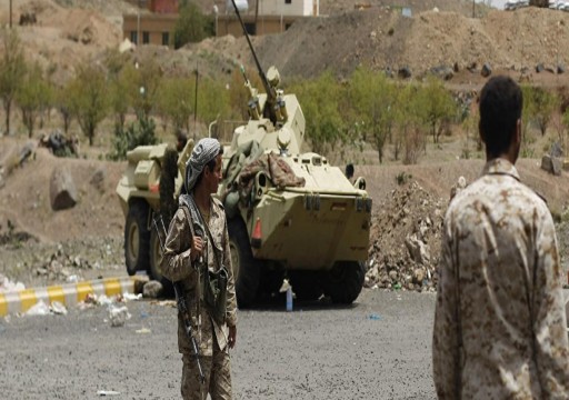 الحوثيون يزعمون السيطرة على مواقع داخل السعودية