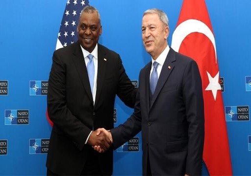 وزير الدفاع الأمريكي "يعارض بقوة" أي عملية عسكرية تركية في سوريا