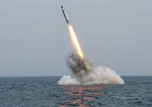 كوريا الشمالية تطلق صاروخَي كروز إستراتيجيَّين من غواصة