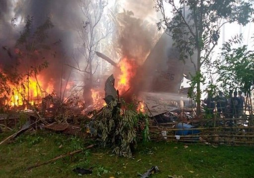 تحطم طائرة عسكرية تقل أكثر من 95 شخصاً جنوبي الفلبين
