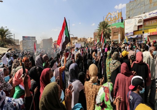 السودان.. إغلاق معظم جسور الخرطوم ترقباً لمظاهرات "حاشدة" في ذكرى الثورة