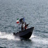 إيران تهدّد بإيقاف إمدادات الخليج النفطية إذا مُنعت من التصدير