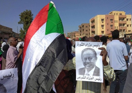 انقلاب السودان.. اتفاق على تشكيل حكومة تكنوقراط برئاسة حمدوك والإفراج عن المعتقلين