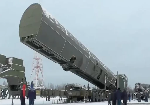 الرئيس الروسي يهدد باستخدام صواريخ "سارمات" العابرة للقارات