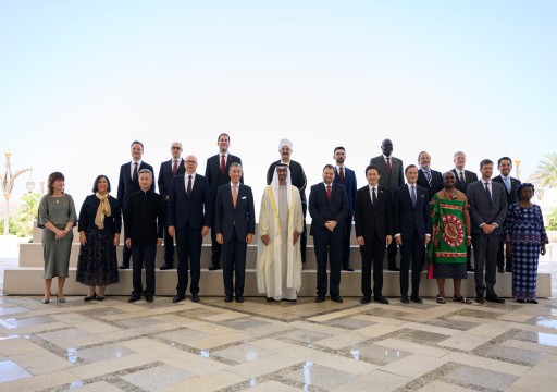 رئيس الدولة يتسلم أوراق اعتماد 20 سفيراً جديداً لدى الإمارات