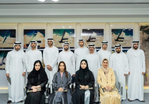 "موانئ دبي" تحتفل بحصول 17 مواطناً على دبلوم إدارة سلاسل التوريد
