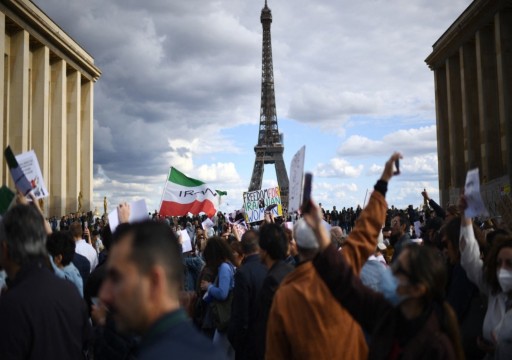 باريس تعلن ارتفاع عدد المعتقلين الفرنسيين في إيران إلى سبعة