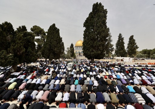 80 ألفا يؤدون صلاة الجمعة الأولى من رمضان في "المسجد الأقصى"
