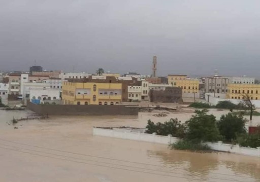 اليمن.. إصابة 100 شخص وإجلاء 2000 أسرة جراء إعصار لُبان