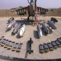 إسبانيا تدافع عن صفقتها لبيع القنابل الدقيقة للسعودية