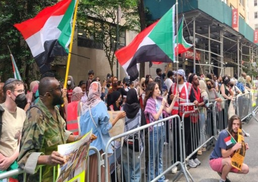 احتجاجات في نيويورك تنديدا بدعم أبوظبي لقوات "الدعم السريع" بالسودان