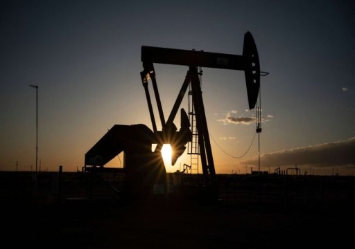 النفط يتراجع مع انحسار المخاوف من أزمة في الإمدادات