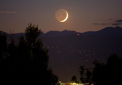مركز الفلك الدولي يتوقع أن يكون الجمعة أول أيام رمضان في الإمارات