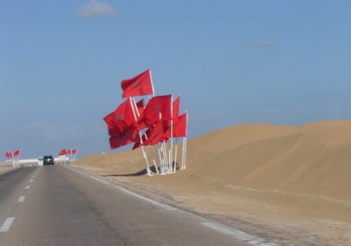 المغرب يعلن استئناف حركة النقل بمعبر "الكركرات" المضطرب