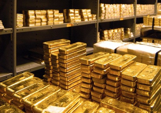 الذهب يرتفع بعد قرار المركزي الأمريكي الإبقاء على سعر الفائدة