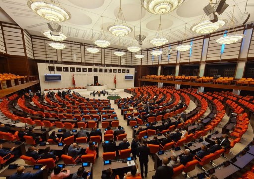 البرلمان التركي يطالب بمقاطعة الشركات الداعمة لقصف الاحتلال غزة