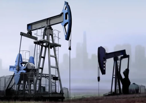 النفط يواصل خسائره لمخاوف من زيادة المعروض