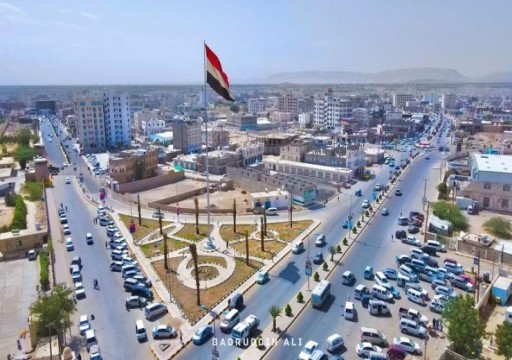 اليمن.. الحوثيون يقصفون أحياء مأرب السكنية بخمسة صواريخ باليستية