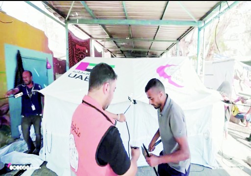 الإمارات تعلن توفير مساعدات جديدة للنازحين بمخيم النصيرات وسط غزة
