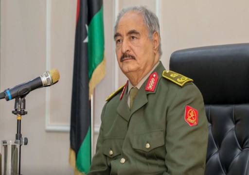 ليبيا.. حفتر يؤيد تشكيل حكومة جديدة متحدياً إدارة طرابلس