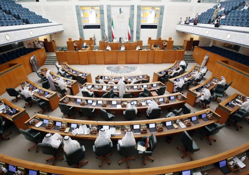 البرلمان الكويتي يفشل في عقد أولى جلساته بعد إعادة مجلس 2020 بحكم قضائي