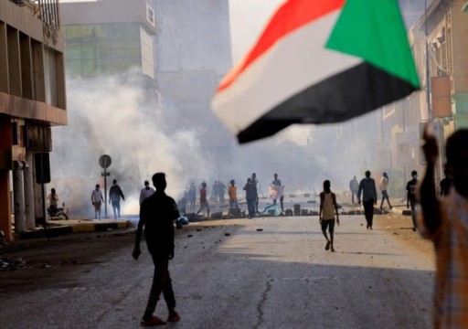 السودان.. قوت الأمن تطلق الغاز المسيل للدموع على محتجين بالخرطوم