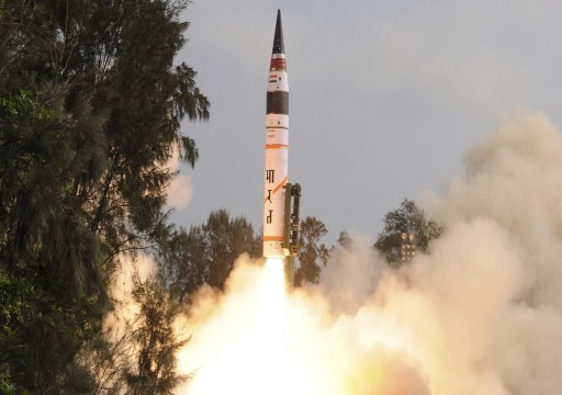 الهند تعلن إطلاق صاروخ عن "طريق الخطأ" صوب باكستان
