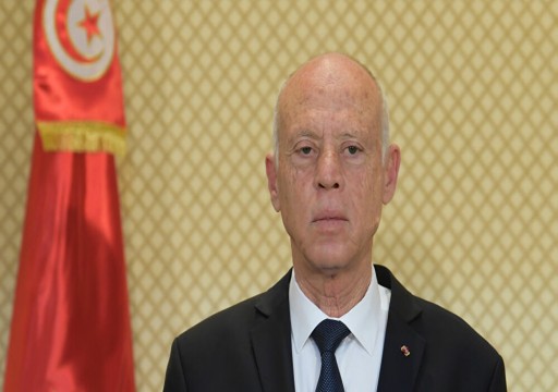 واشنطن تحض الرئيس التونسي على تسريع العودة إلى المسار الديمقراطي