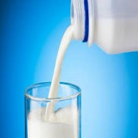 هل الحليب كامل الدسم يقلل مخاطر الجلطات؟