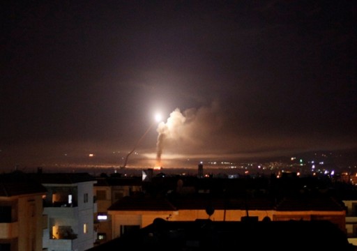 11 قتيلاً موالياً لإيران في غارات إسرائيلية على مواقع عسكرية شرق سوريا