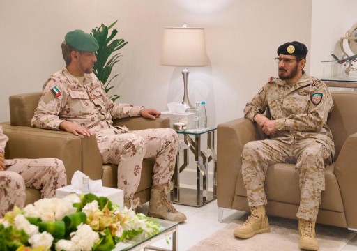 قائد العمليات المشتركة يبحث مع نائب رئيس أركان الجيش السعودي الوضع في اليمن