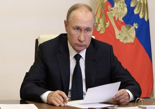 بوتين يوجه برفع الحظر عن "صحيح البخاري" في روسيا وتوزيعه مجاناً